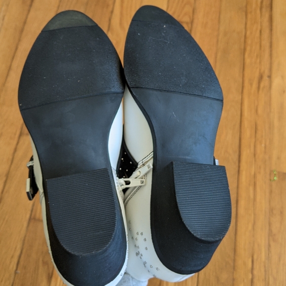 Studded white buckle booties - Picture 3 of 5